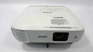 Epson PowerLite 970 3LCD Home Cinema Projector - Lamp Timer: 150 Hours - Picture 1 of 4