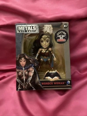 Metals Die Cast 4" Wonder Woman DC Comics Jada Toys M17 - Image 1 of 2
