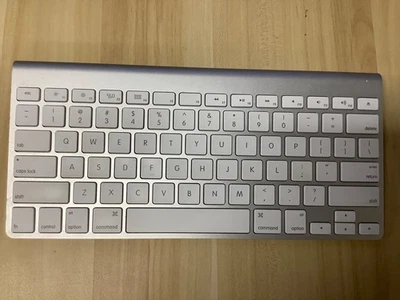 Genuine Apple A1314 Bluetooth Wireless Keyboard for iMac - Image 1 of 3