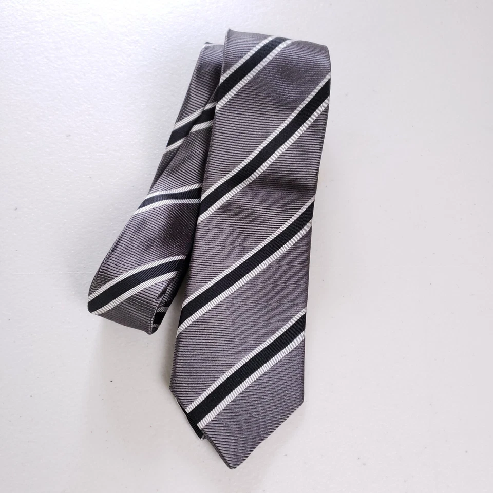 Guess Premium Necktie Classic Stripe Gray Black Formal Business Old Money Preppy - Image 1 of 4