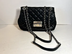 Borsa a tracolla Michael Kors MK nera pelle trapuntata catena sloane argento classica - Foto 1 di 10