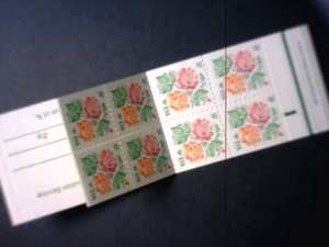 BK134 ROSE (1737a) Booklet of 16 US 15¢ Stamps MNH 1978 Green Bar $6.95 - Picture 1 of 3