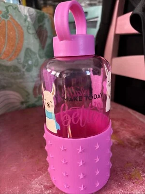 Taza rosa 34floz hecha a mano con tapa giratoria con lindos llamas por todas partes gran regalo Foto 1 de 4