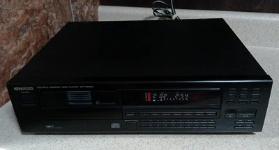 1993  Kenwood DP-M5550 6-CD Cartridge Magazine +1  Tray Player - Image 1 of 4