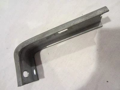 Buick Skylark 1968-1972, GS, GSX soporte de montaje inferior de radio, usado Foto 1 de 4