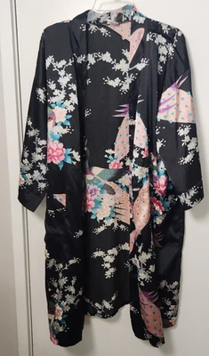 Bata de seda para mujer flores asiáticas pájaros negro rosa pequeño pavo real sin bolsillos para cinturón Foto 1 de 4