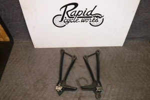 2012 kawasaki ninja 250r OEM REAR BACK PASSENGER PEG SET PAIR - Picture 1 of 3