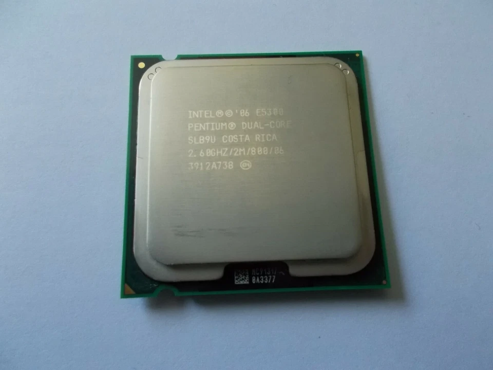 Intel Core 2 Duo E5300 2.60 GHz Processor - Dual Core - LGA775 - 800 MHz, #SU163 - Image 1 of 1