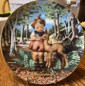 1991 Danbury Mint M.I. Hummel "FRIENDS” Gentle Friends Collection W/COA - Picture 1 of 3
