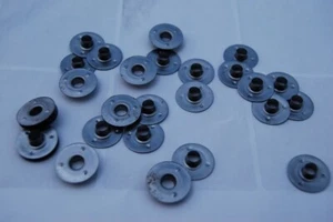 Large Hole Wick Sustainers - 15mm x 4.3mm hole x 20 pack - Picture 1 of 1