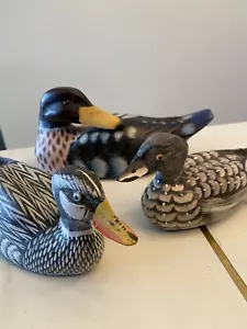 Set of 3 Vintage Hand Carved Painted Wooden Duck Decoy Figurines Ornaments - Picture 1 of 12
