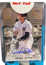 2023 TOPPS SERIES 1 DEREK JETER BASEBALL SUPERSTARS GOLD AUTO - YANKEES /50