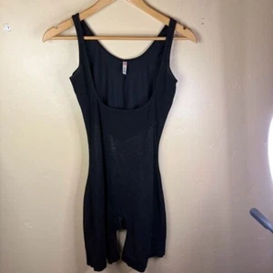 Spanx Star Power Black Lady Luxe Open Bust Mid Thigh Size XL Bodysuit Active - Picture 1 of 5