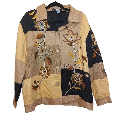 Indigo Moon Size 1X Cotton Patchwork Vintage Embroidery Wooden Buttons Neutral - Image 1 of 4