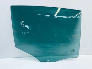 BMW E87 5-Türer Heckklappe Fahrerseite rechts hinten Türscheibe Glas getönt #082 - Bild 1 von 2