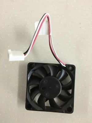 AVC DA06015B12L-039 fan 12V 0.14A ( IBM FRU 44D4026 ) - Image 1 of 2