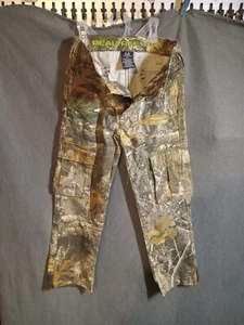 Realtree kids unisex youth size 6/7 Real Tree camo cargo double pocket pants - Picture 1 of 6