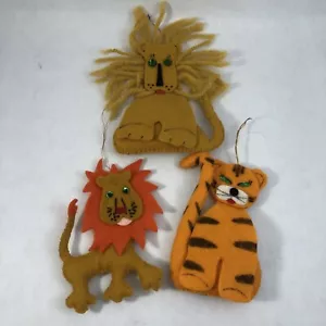 Juego de 3 figuras de peluche de fieltro hechas a mano adornos de león y tigre - Imagen 1 de 12