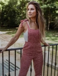 NWT Kittenish Nashville size XL Tie Shoulder Floral Print Bib Jumpsuit - Picture 1 of 8