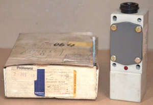 Sensor inductivo Siemens 3SG32 05-1AJ33 3SG3205-1AJ33 nuevo/sin usar - Imagen 1 de 2
