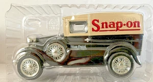 LIBERTY CLASSICS 1929 FORD MODEL A DELIVERY VAN SNAP ON TOOL COIN BANK W KEY NIB - Picture 1 of 15