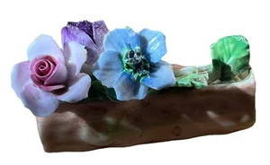 Coalport Vintage Bone China Flowers In Log English Collectable Figurine VGC - Picture 1 of 7