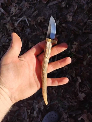 Custom Handmade Deer Antler Handled Knife - Image 1 of 3