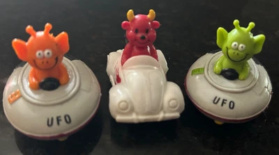 3 Russ Berrie Pull Back Car Devil Teddy Bear & Aliens in OVNI Foto 1 de 4