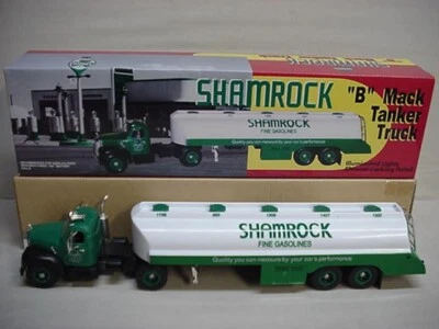 Camión cisterna Samrock gasolina + aceite B-Mack Mack se ilumina bonito camión Foto 1 de 4