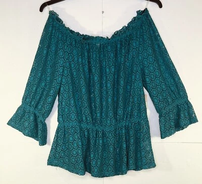Nuevo con etiquetas Top Lily Blanco Fuera del Hombro XL Cintura Elástica Verde Crochet Manga Campana Foto 1 de 4