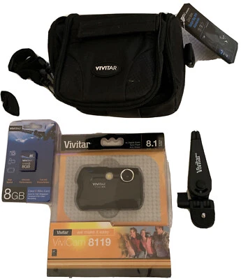 Digital Camera  Vivitar Vivicam 8119 Auto Flash 8.1 MP NEW Incl. Case Tri Pod - Image 1 of 3