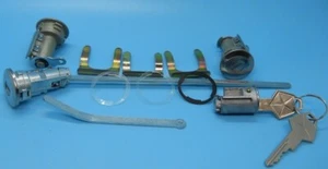 Belvedere Dart Cuda Satellite ignition  door locks and trunk lock  OE keys - Picture 1 of 5