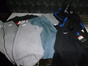 NIKE TRAININGSANZUG HODDIES OBERTEILE + MEHR + FRED PERRY REISSVERSCHLUSS TRAININGSANZUG OBERTEIL SEHR GUTER ZUSTAND 12/14 JAHRE - Bild 1 von 17