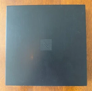 NESPRESSO Discovery Holzbox (leer) Kaffeepadhalter schwarz ~ für 36 Aufbewahrungsmöglichkeiten - Bild 1 von 9