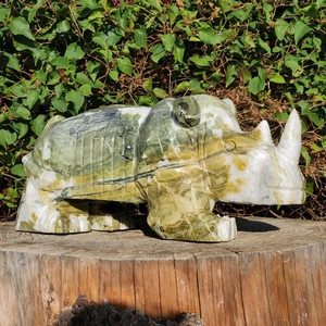 XXL Baby Rhino Rhinoceros Serpentine Jade Crystal Hand Carved | 15875 Grams - Picture 1 of 19