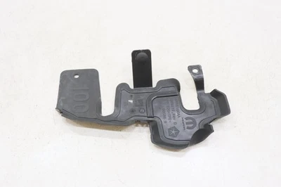 Cubierta deflector de aire derecho radiador Jeep Grand Cherokee L 2021-2025 OEM 68466100AA Foto 1 de 4