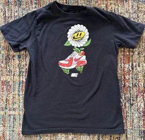 Nike Shirt Youth Medium Black Graphic Flower Shoe Short Sleeve Casual - Picture 1 of 7