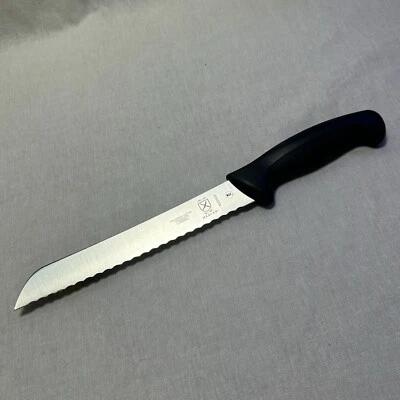Cuchillo para pan Mercer Culinary M22508 Millennia mango negro, borde ondulado de 8 pulgadas Foto 1 de 4