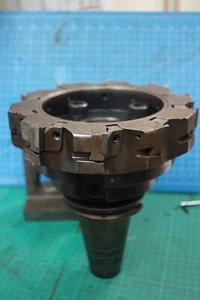 Sandvik Coromant 8.0" Insert Face Mill with 10 New TPG Inserts CAT50 Shank - Picture 1 of 8