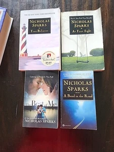lot of 4 nicholas sparks paperback Books - Picture 1 of 7