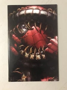 AMAZING SPIDER-MAN #25 RYAN BROWN EXCLUSIVE VIRGIN VARIANT - MARVEL 2019 PR: 500 - Picture 1 of 2