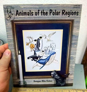 Folleto de patrón de punto de cruz de la región polar de animales, desplegable, publicación Pegaso - Imagen 1 de 3