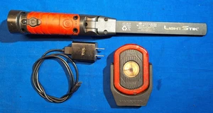 2 Maxxeon Rechargeable Magnetic Folding Flashlights LumaStik & Cyclops w/cable - Picture 1 of 17
