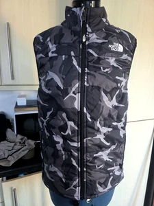 The North Face LIGHTWEIGHT Gilet Boys Youth(L)10-12 Years Camo Grey/Black Body - Picture 1 of 2
