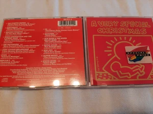 CD A VERY SPECIAL CHRISTMAS (EURYTHMICS, U2, STING, MADONNA, ...) (NEUWERTIG) - Bild 1 von 1