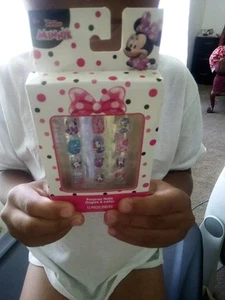 Minnie Mouse Press On Nails - Bild 1 von 1
