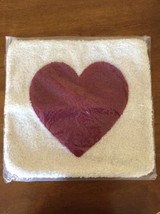 Pottery Barn Valentine Heart Cozy Teddy Heart Pillow 18x18 in NWT Christmas - Picture 1 of 3