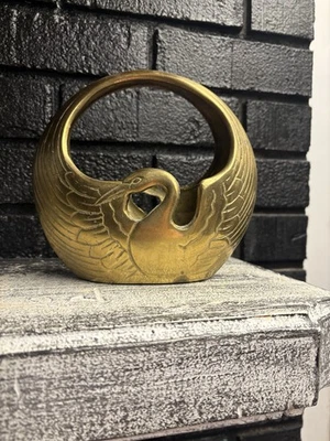 Cesta cisne de latón Art Deco vintage Foto 1 de 4
