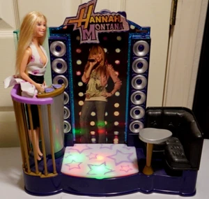 Disney Hannah Montana Illumina Musica Danza Party Playset + Bambola senza difetti scarpe - Foto 1 di 15