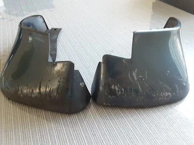 Juego de 2 protectores contra salpicaduras de guardabarros delantero Nissan Versa 2012-2018 OEM # F3855 3BA* Foto 1 de 4